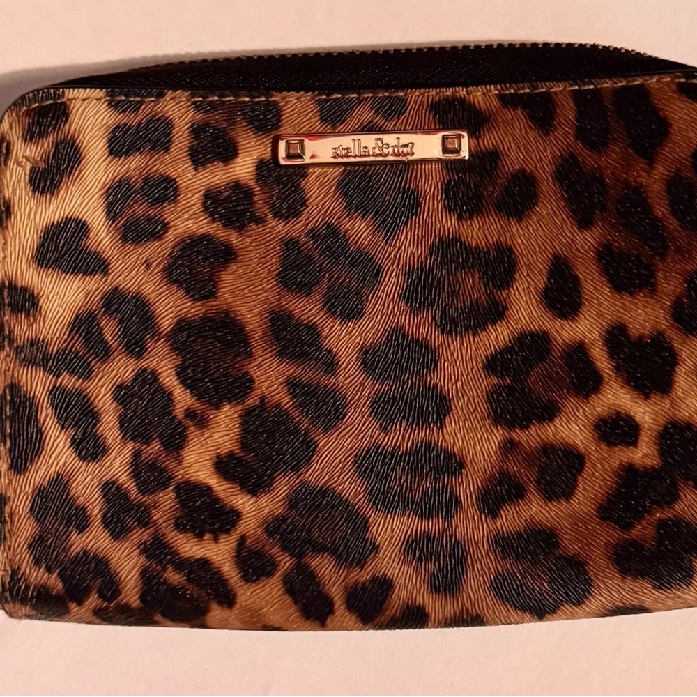 Stella & Dot Animal Print Cosmetic Case